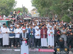 Tata Cara Salat Gaib Lengkap Bacaan Arab dan Latin