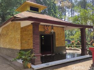 Kisah Mistis Keraton Gunung Kawi Berkaitan dengan Pesugihan? Kisah Mistis Keraton Gunung Kawi Berkaitan dengan Pesugihan?