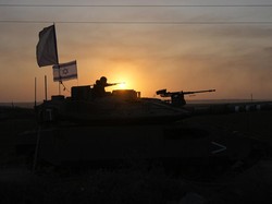 Ups, Tank Israel Tak Sengaja Tembak Pos Perbatasan Mesir