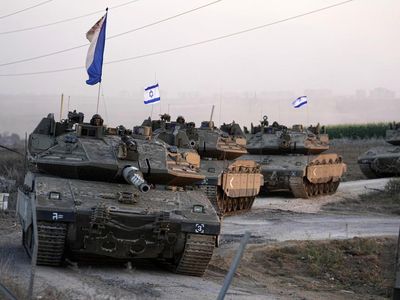 Tank-tank Israel Bergerak ke Perbatasan Jalur Gaza