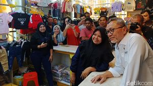Potret Pedagang Tanah Abang yang Kata Zulhas Kini Semringah