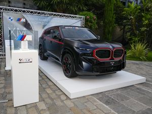 Mobil BMW Rp 6 Miliar Ini Jadi Rebutan Pebalap MotoGP