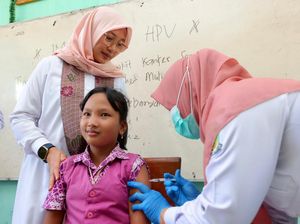 Vaksinasi HPV Cegah Kanker Serviks di Banyuwangi Capai 83 Persen Vaksinasi HPV Cegah Kanker Serviks di Banyuwangi Capai 83 Persen
