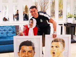 Ini Profil Pelukis Difabel Fatima Hamami yang Dipeluk Ronaldo