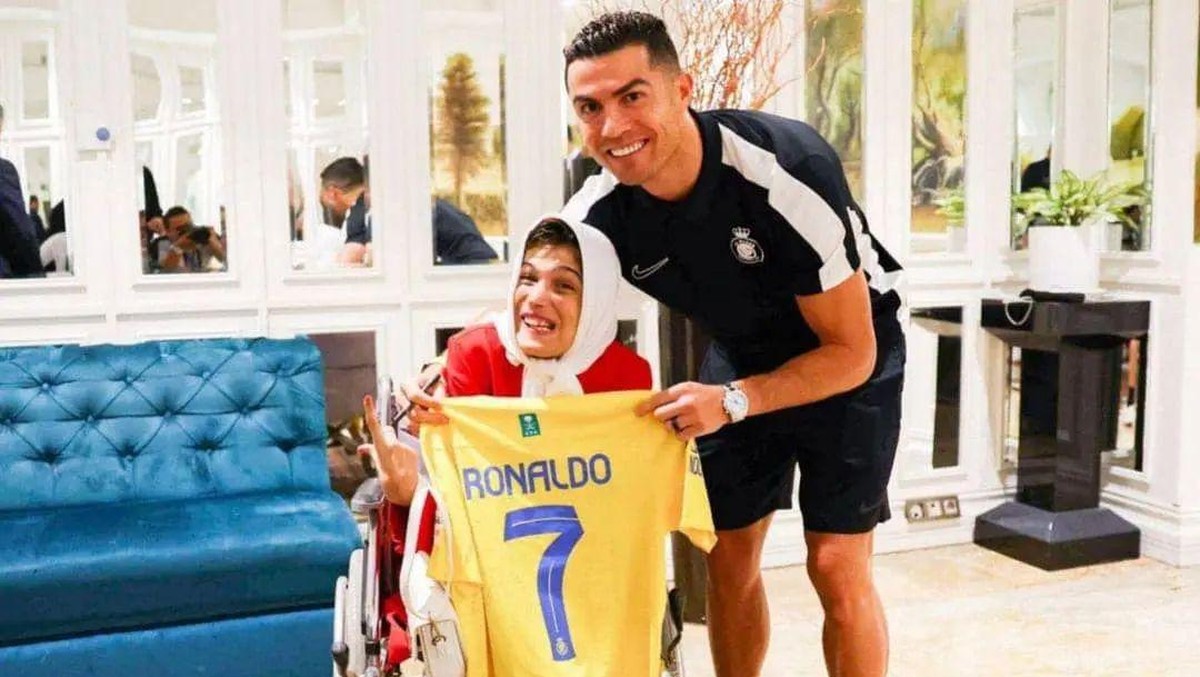 Hamami Hamami dan Cristiano Ronaldo. Foto: Instagram @Fatemeh