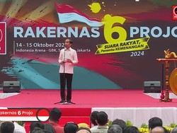 Jelang Pemilu, Jokowi Ingatkan Relawan Jangan Fitnah dan Baperan