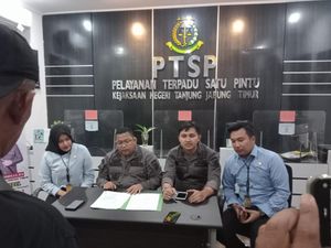 Bendahara Baznas Tanjabtim Jadi Tersangka Korupsi Dana Zakat Rp 1,2 M Bendahara Baznas Tanjabtim Jadi Tersangka Korupsi Dana Zakat Rp 1,2 M