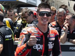 Usai Pinjam Dulu Seratus, Vinales Viral Lagi Jadi Batman