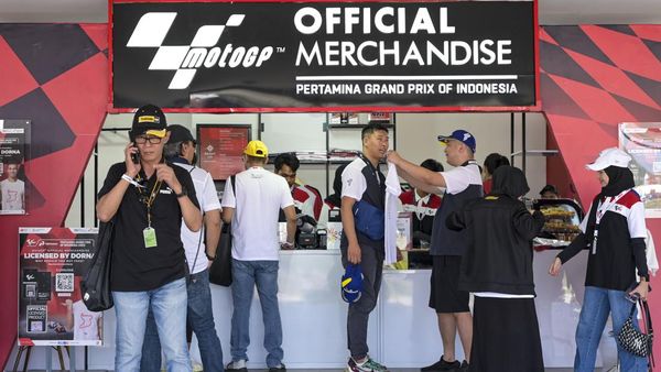 Berburu Pernak-pernik MotoGP Mandalika 2023