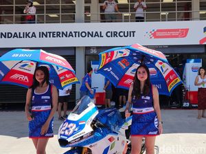 Foto: Pit Lane Walk Manjakan Penonton Sultan di MotoGP Mandalika