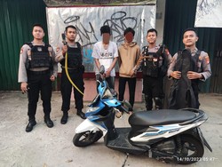 Polisi Tangkap 6 Pemuda Diduga Hendak Tawuran di Jaksel, Sita Celurit