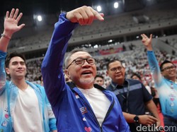 Tafsir 8 Pukulan Gong Jokowi Menurut Zulkifli Hasan