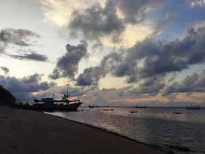 Pesona Pulau Mandangin, Sepotong Surga di Tanah Madura Pesona Pulau Mandangin, Sepotong Surga di Tanah Madura