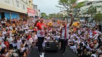 Ribuan Relawan Network For Ganjar Goyang Jakut