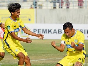 Gol Perdana untuk Gresik United Bukti Samsul Arif Belum Habis Gol Perdana untuk Gresik United Bukti Samsul Arif Belum Habis