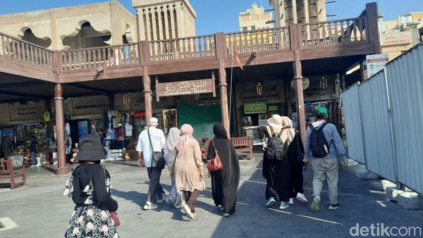 Tak Selalu Mewah, Ini Potret Pasar Tradisional hingga Sampan di Kota Tua Dubai