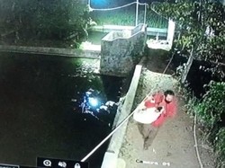 Heboh! Maling Domba Berkaus Loreng-Bawa Pistol di Ciamis Terekam CCTV