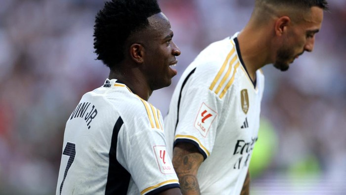 Soccer Football - LaLiga - Real Madrid v Osasuna - Santiago Bernabeu, Madrid, Spain - October 7, 2023 Real Madrids Vinicius Junior reacts REUTERS/Isabel Infantes