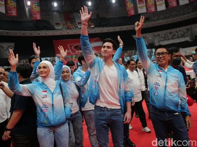 Zulhas Bersama Blue Squad Hadiri Rakernas Projo VI