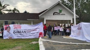 Aksi Relawan di Mamuju Deklarasi Dukung Gibran Cawapres
