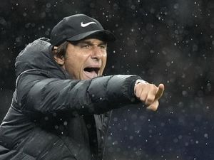 Antonio Conte Menuju Napoli