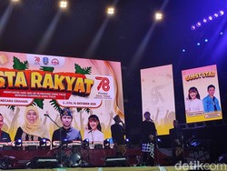 Parikan Kocak Cak Lontong Bikin Khofifah Terkekeh