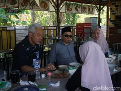 Ganjar dan TGB Makan Ayam Taliwang Sebelum Nonton MotoGP Mandalika
