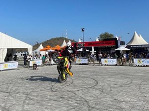 Bikestunt Street Show Ramaikan MotoGP Mandalika 2023