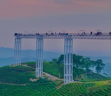 Wisata Kemuning Sky Hills: Harga Tiket, Rute &amp; Pesona Lengkapnya