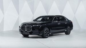 Mobil Listrik BMW i7 Antipeluru, Cocok buat Mobil Presiden di IKN