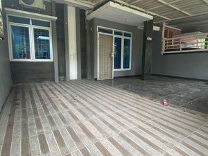 Penampakan Rumah Zaskia Gotik yang Dijual Rp 750 Juta Penampakan Rumah Zaskia Gotik yang Dijual Rp 750 Juta