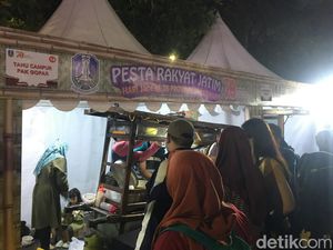Berkah PKL Saat Sajian Makanan Gratis Diserbu Warga di Pesta Rakyat Jatim