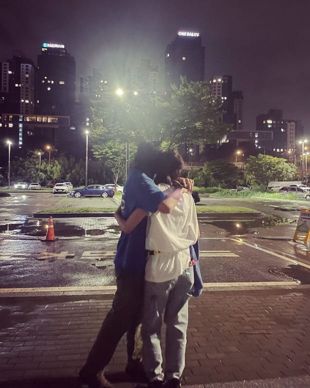 Potret Gong Hyo Jin dan Kevin Oh/ Foto: instagram.com/rovvxhyo Potret Gong Hyo Jin dan Kevin Oh