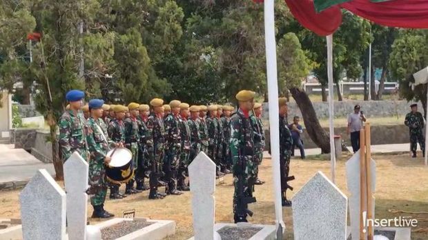 Prosesi Upacara Pemakaman Militer Wibowo Wirjodiprojo