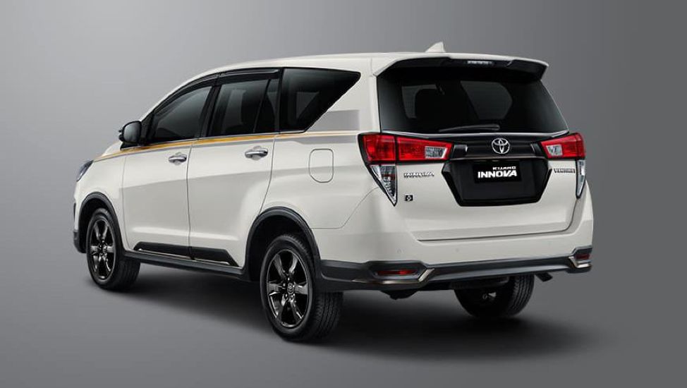 Sewa Mobil Innova Jogja