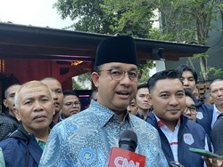 Belum Tahu Lawannya Siapa, Anies Enggan Spekulasi soal Putusan MK