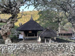 Desa Bali Kuno Itu Bernama... Desa Tenganan Pengringsingan Desa Bali Kuno Itu Bernama... Desa Tenganan Pengringsingan