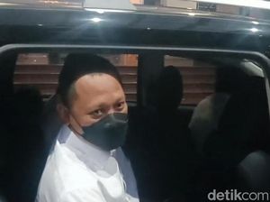 Direktur Dumas KPK Irit Bicara Usai 6,5 Jam Diperiksa soal Pemerasan SYL Direktur Dumas KPK Irit Bicara Usai 6,5 Jam Diperiksa soal Pemerasan SYL
