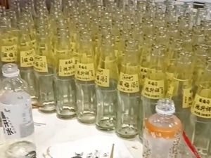 Gokil! 6 Remaja di China Habiskan 111 Botol Minuman di Resto AYCE Gokil! 6 Remaja di China Habiskan 111 Botol Minuman di Resto AYCE
