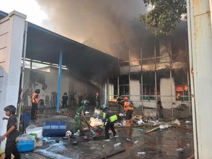 Pabrik Tekstil di Solo Baru Sukoharjo Terbakar