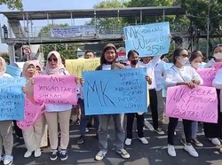 Ada Aksi Dukung MK Kabulkan Gugatan Usia Capres-Cawapres di Patung Kuda