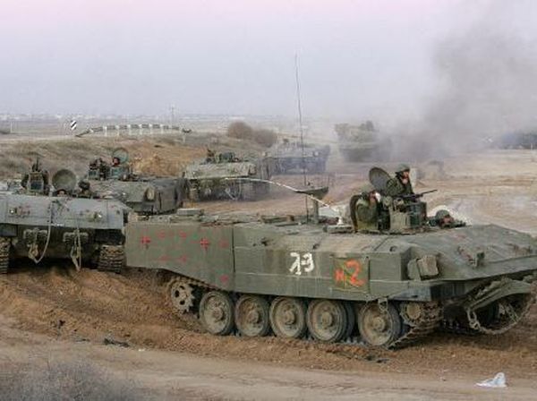 Tampang Tank Tua yang Disulap Jadi Angkutan Lapis Baja Tentara Israel