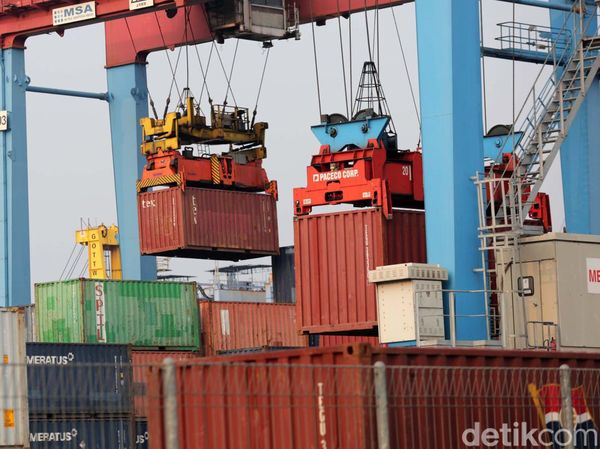 Neraca Perdagangan September Surplus US$ 3,42 Miliar