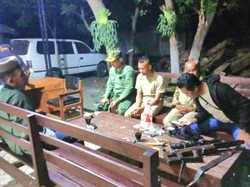 Tega! Pemburu Tembak Rusa dan Merak di TN Baluran