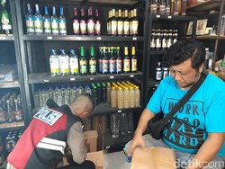Pabrik Miras di Boyolali Digerebek, Ribuan Botol Minuman Beralkohol Disita