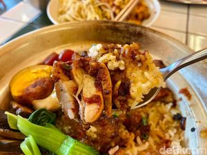 Hangat Gurih! Ada Claypot Komplet Isian di 5 Tempat Makan Ini Hangat Gurih! Ada Claypot Komplet Isian di 5 Tempat Makan Ini