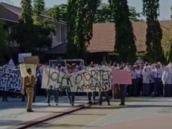 Mencuat Dugaan Konflik Guru Vs Kepsek di Balik Demo Siswa SMAN 17 Makassar