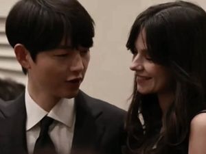 Istri Datang dari Keluarga Kaya, Song Joong Ki Disebut Bakal Pindah ke Italia Istri Datang dari Keluarga Kaya, Song Joong Ki Disebut Bakal Pindah ke Italia