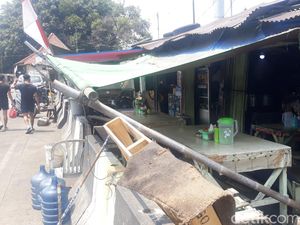 Masih Ada Sisa Kios Liar di Terminal Pulogadung, Bakal Ikut Digusur?