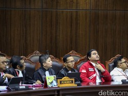 Pertimbangan MK Tolak Gugatan PSI soal Usia Capres-Cawapres